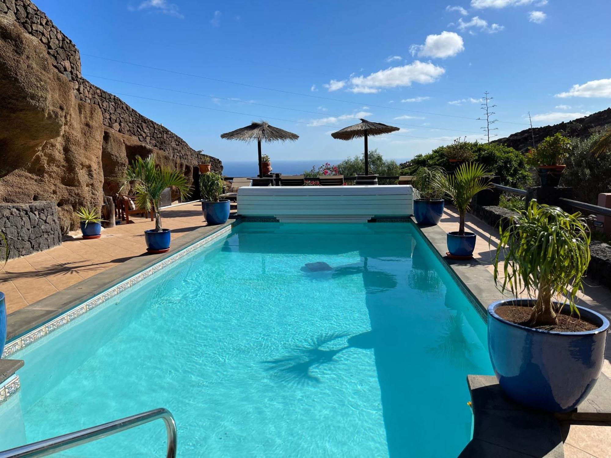 Castillo Lanzarote Villa Winni - Luxury Villa - Pet Friendly With Heated Pool Ла-Асомада Экстерьер фото