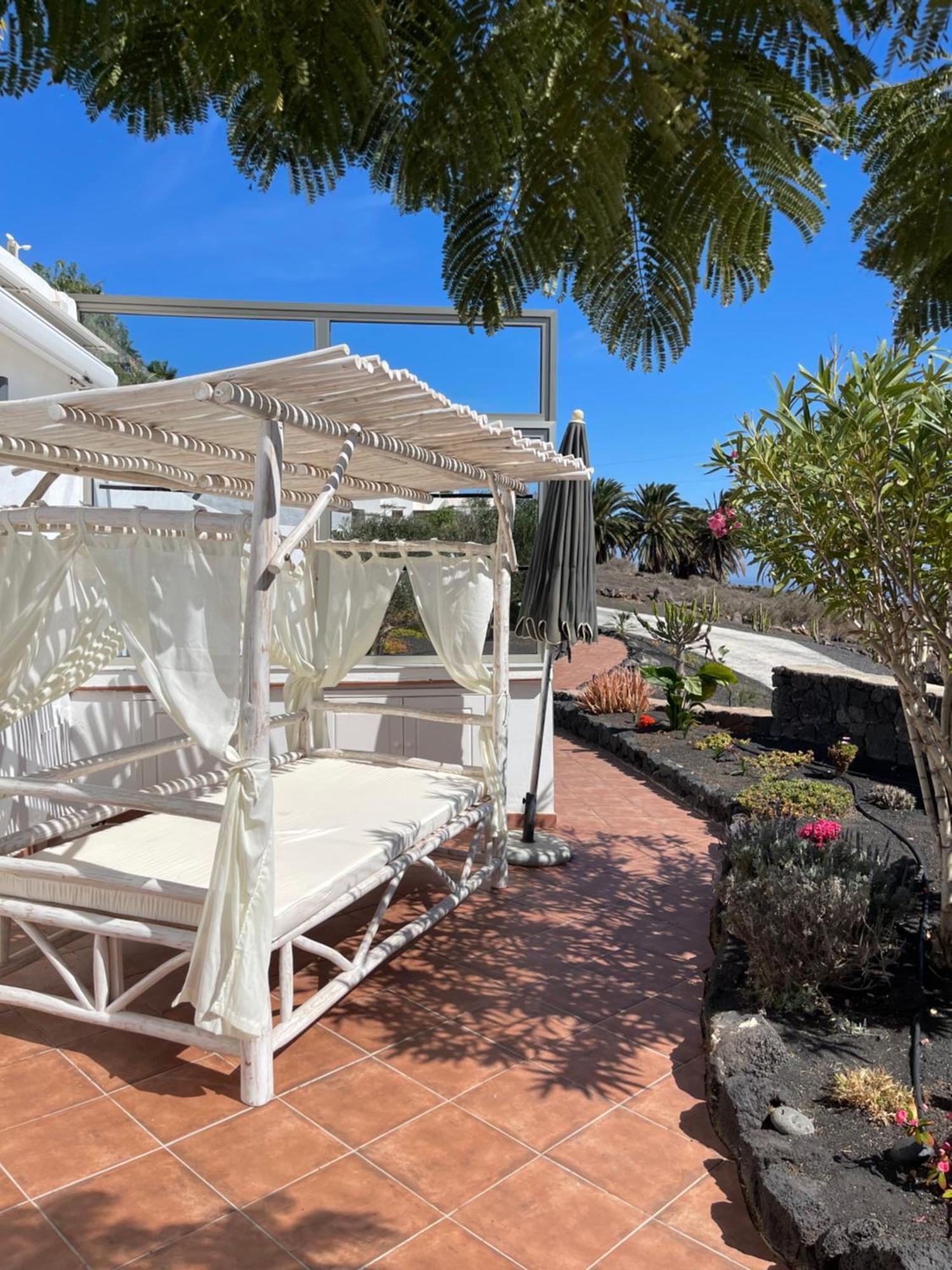 Castillo Lanzarote Villa Winni - Luxury Villa - Pet Friendly With Heated Pool Ла-Асомада Экстерьер фото